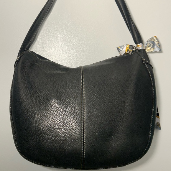 Fossil Black Jolie Leather Hobo Bag Approx. 15.5” x 10” x 4”EUC like new - Picture 3 of 11